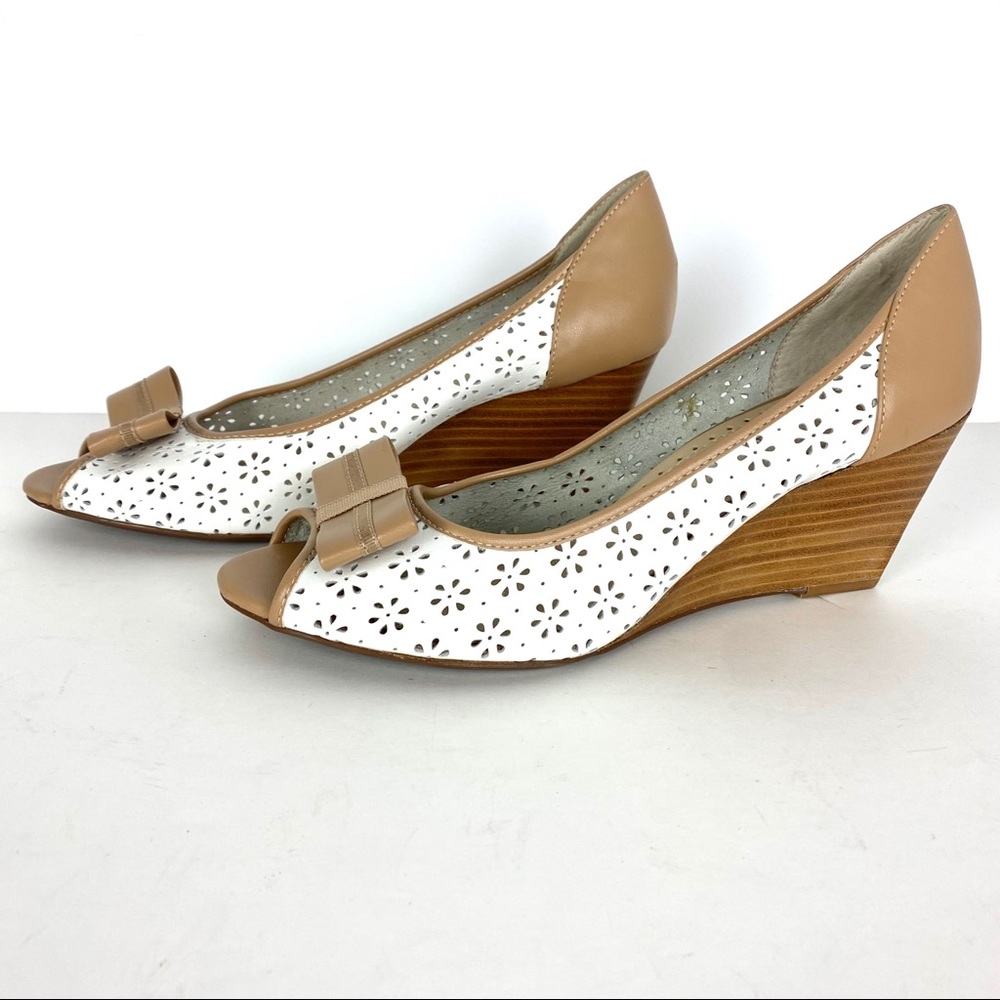 Adrienne Vittadini Makani Nappa Leather White Tan Eyelet Peep Toe Wedge Heels
